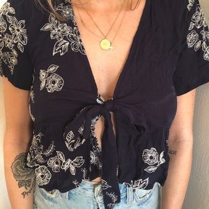 Flowy tie crop top
